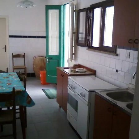 Casa Vacanze Ad 1 Km Da Castro * Vignacastrisi