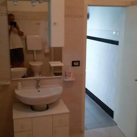 Casa Vacanze Ad 1 Km Da Castro Vignacastrisi